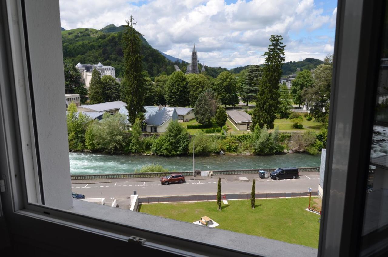 Hotel Montfort ルルド エクステリア 写真