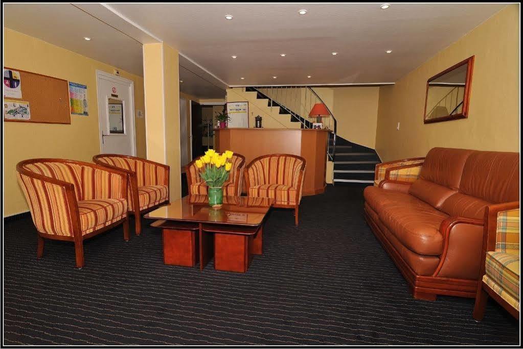 Hotel Montfort ルルド エクステリア 写真